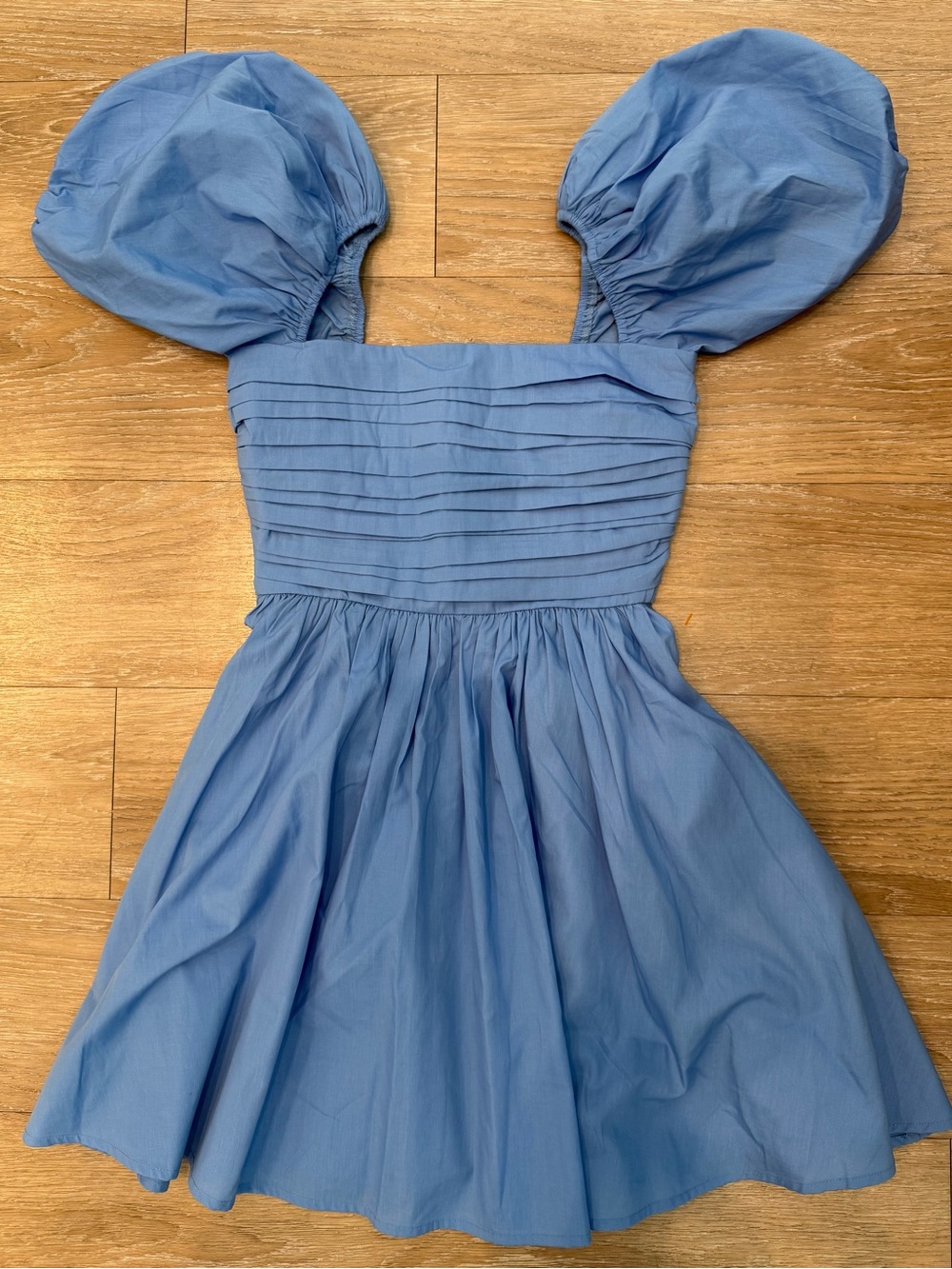 NWT Abercrombie & Fitch Light Blue Puff-Sleeve Pleated Bodice Dress Size XXS P